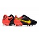 Nike Tiempo Legend 9 Elite Terrain sec Noir Jaune Rouge